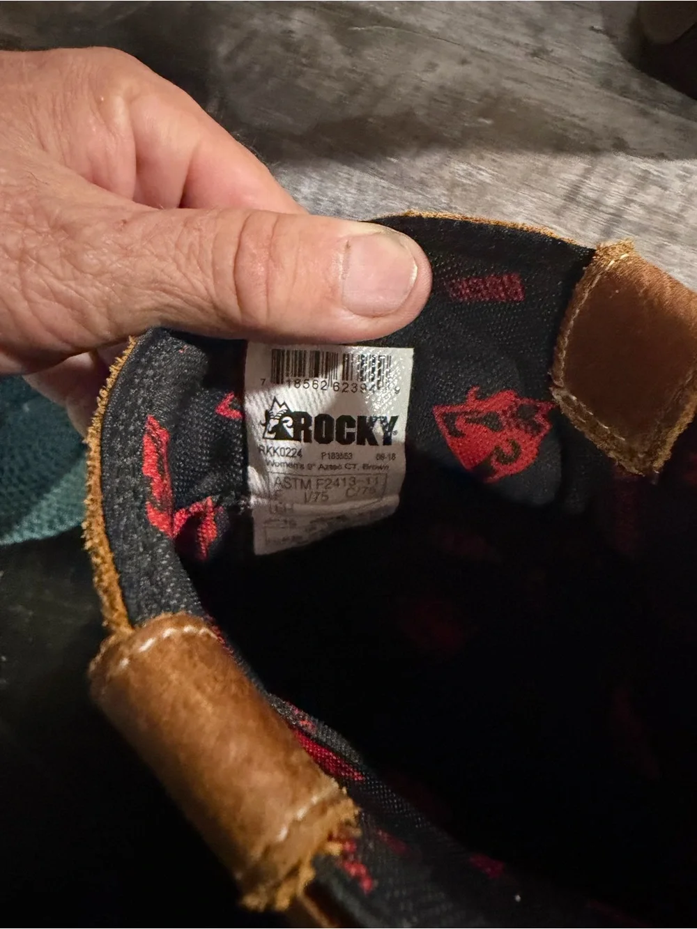 Rocky men size